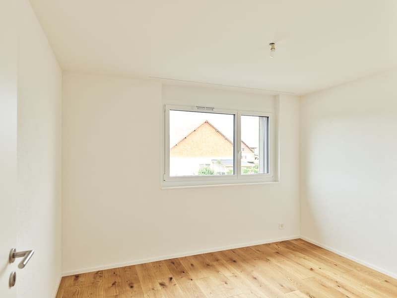 Spacieux logement neuf de 4.5 pièces avec grand balcon (3)