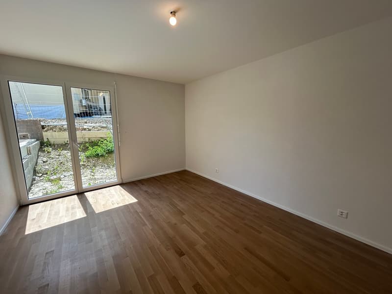 Magnifique 4,5 pièces neuf avec grand balcon (4)