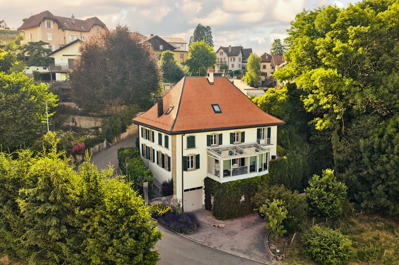 Magnifique maison de maître idéalement située à Romont (1)