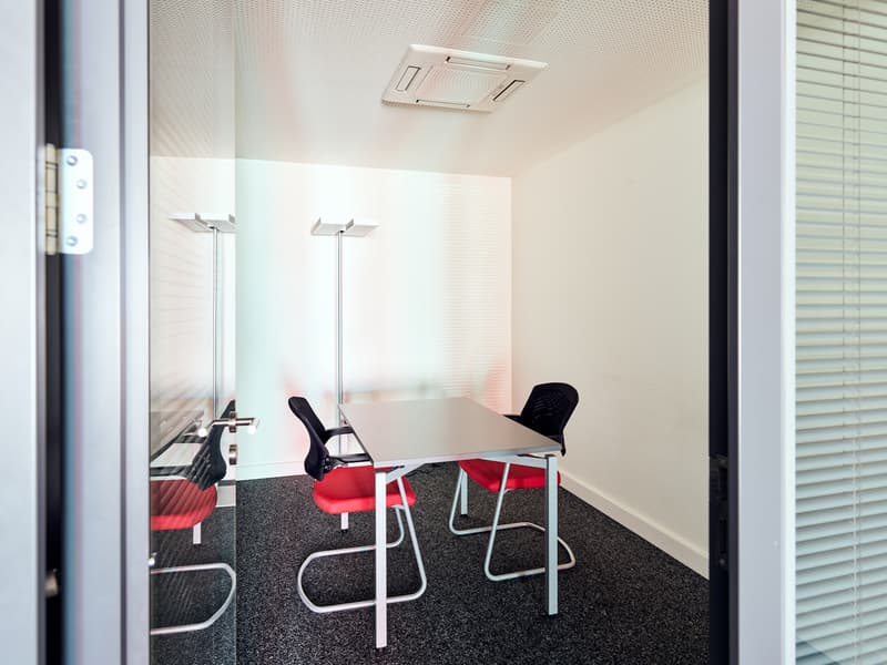 Bel espace commercial de 70m2 à louer au coeur de Romont (3)