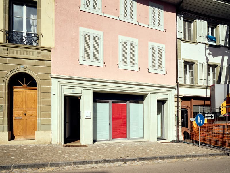 Bel espace commercial de 70m2 à louer au coeur de Romont (6)
