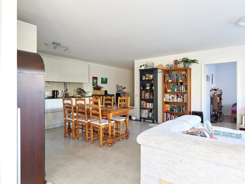 À vendre - Appartement de 3,5 pièces avec terrasse et jardin (2)