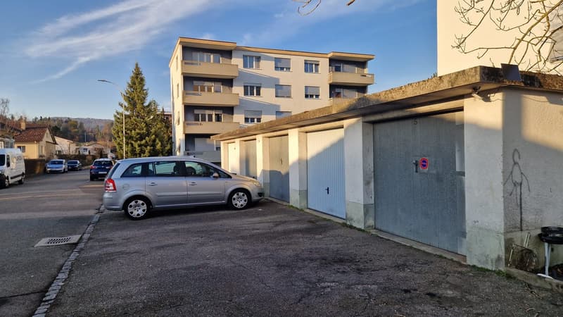 Ensemble de deux immeubles locatifs de 16 appartements à Bassecourt (4)