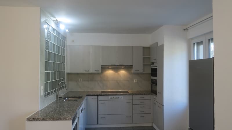 Magnifique appartement de 4,5 pièces à Bienne (2)