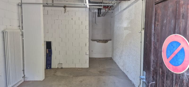 Local commercial avec garage à louer – Rue de la Concorde 53, Le Locle (2)