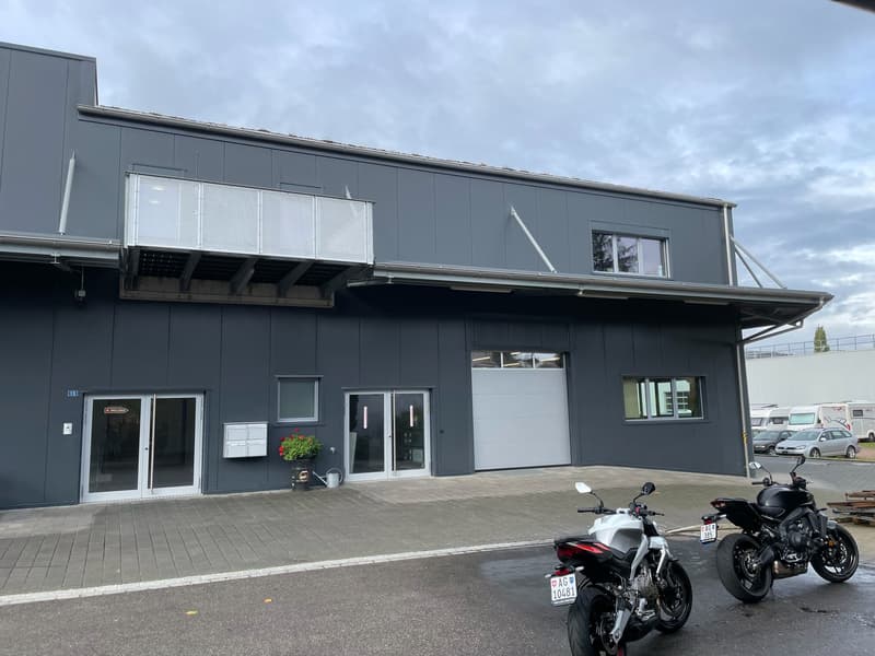 Helle 160 m² Lager-/Gewerbefläche in Siggenthal-Station (8)