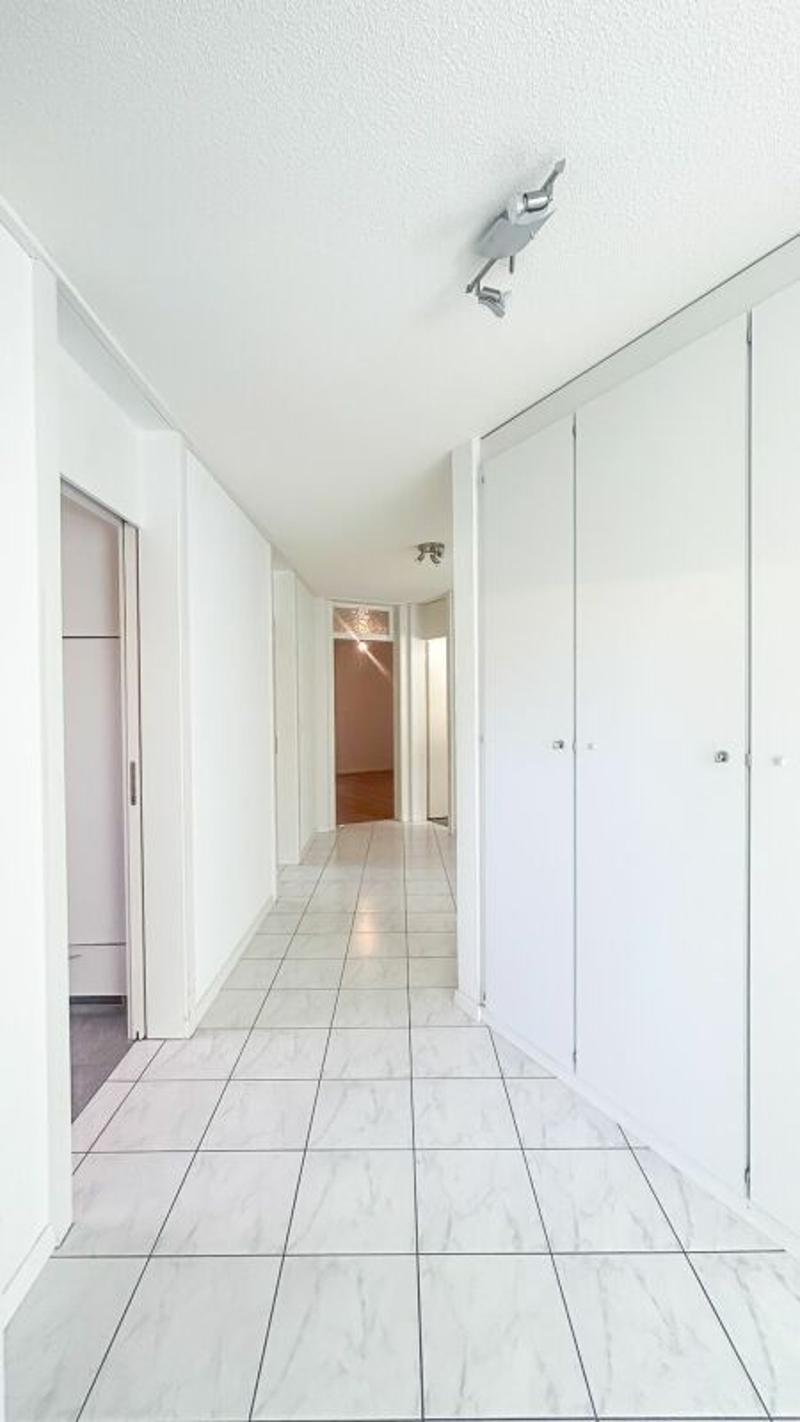 Flur: 11 m²
