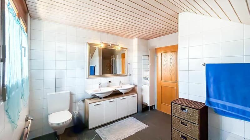 Wohnen mit Komfort im freistehenden Einfamilienhaus in Roggwil (16)