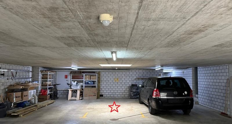 Zwei Einstellhallenplätze in kleiner Tiefgarage in Laupen (5)