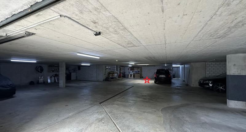 Zwei Einstellhallenplätze in kleiner Tiefgarage in Laupen (4)