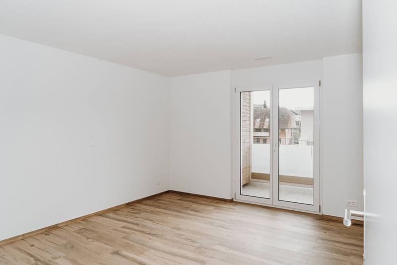 Moderne 4.5-Zimmer-Wohnung mit Landschaftsblick in Grossdietwil (2)