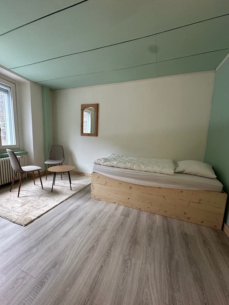 Diverse Zimmer für Saisoniers und Arbeiter zu vermieten (6)