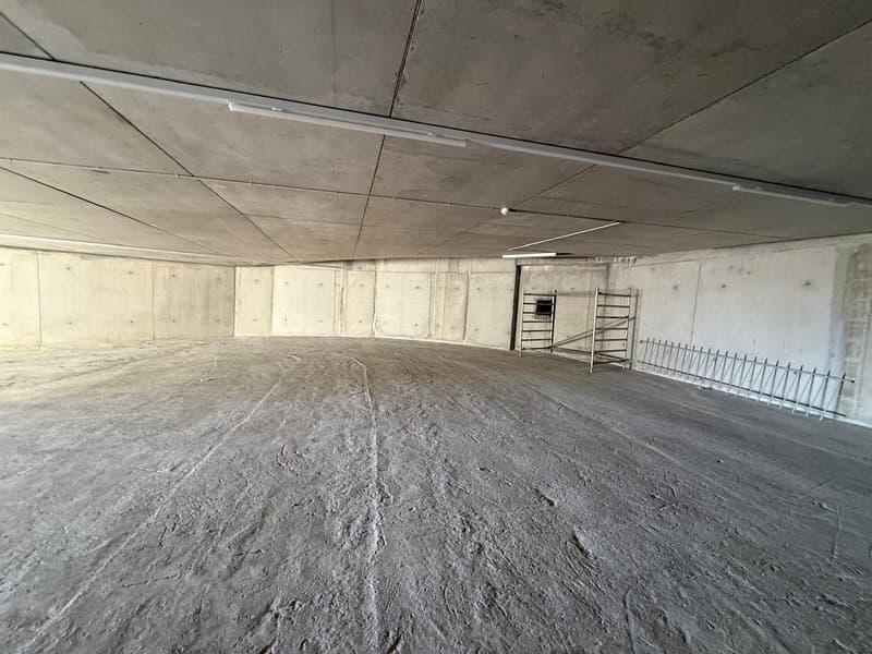 Surface de stockage à louer à Neuchâtel-Serrières (2)