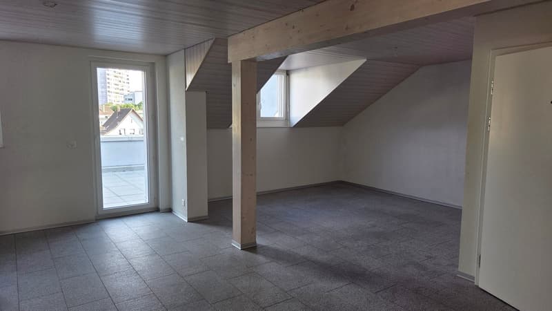 Charmante 4.5-Zimmer-Wohnung in Nidau (3)