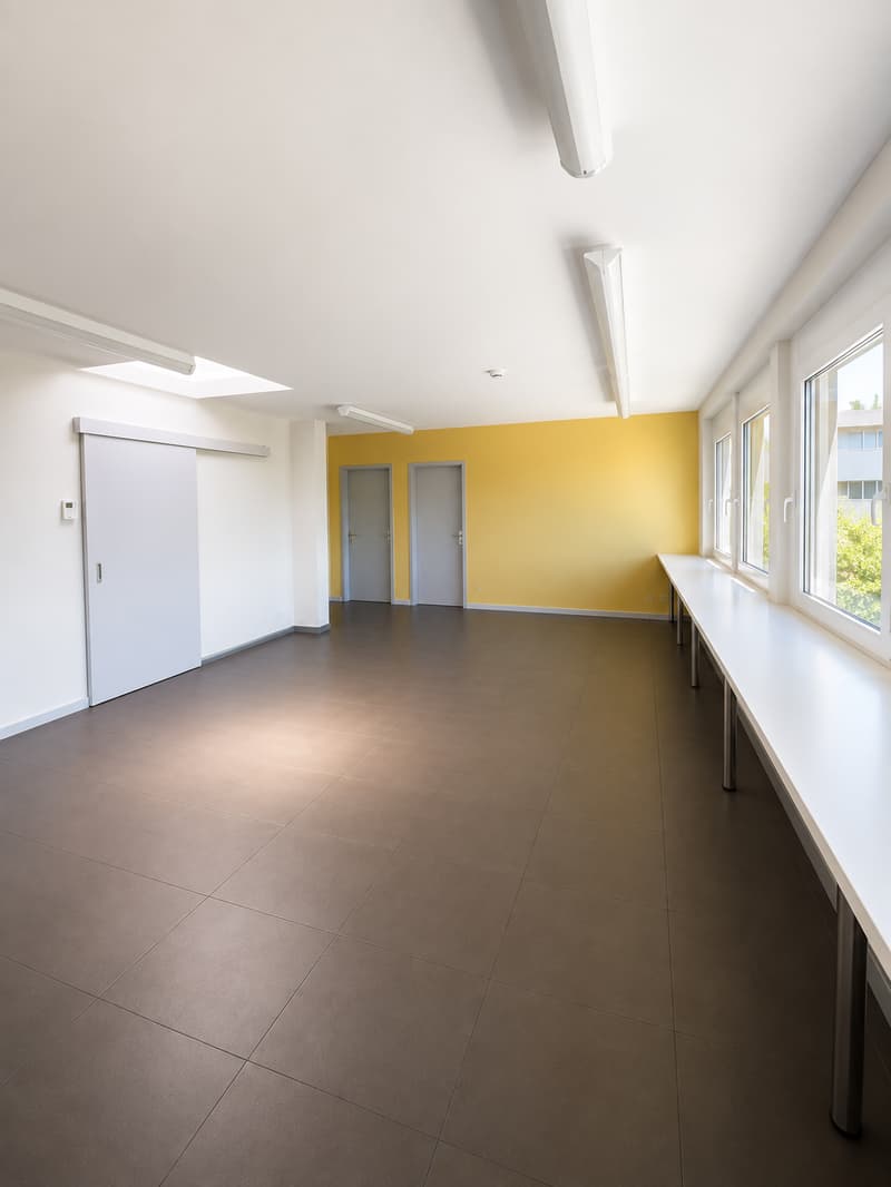 Moderne Büroräume an der Werkstrasse in Lyss (3)