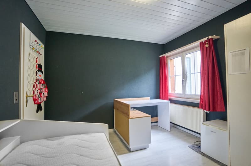 Magnifique appartement en attique de 5.5 pièces à La Heutte (11)