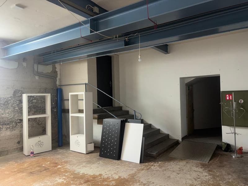 Vielseitige Gewerbefläche mit 144 m² in Schönenberg an der Thur (1)