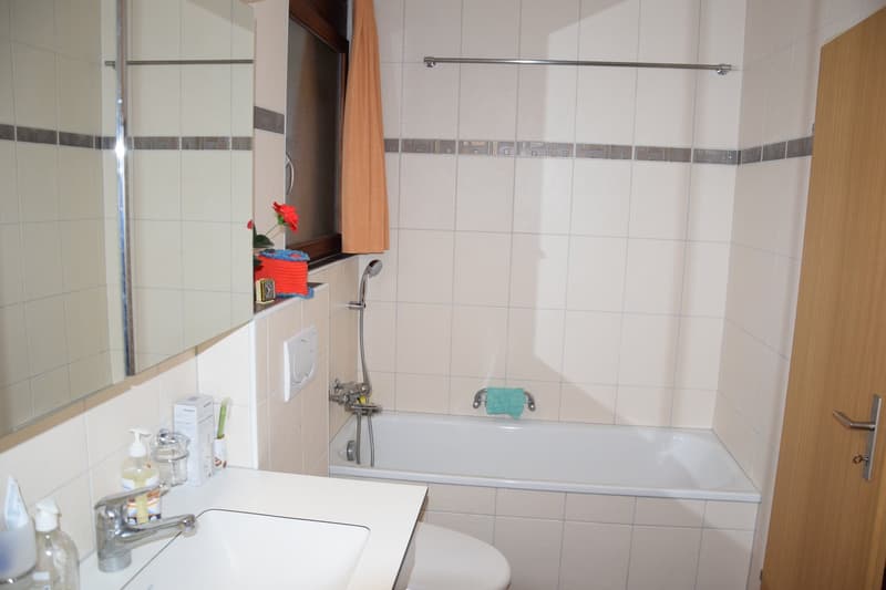 Badezimmer mit Badewanne