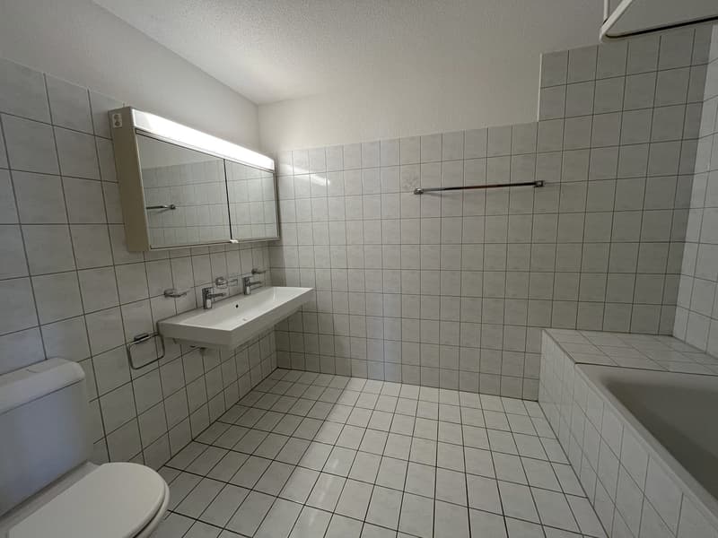 Helle 4.5-Zimmer-Wohnung mit Balkon in Reitnau (7)