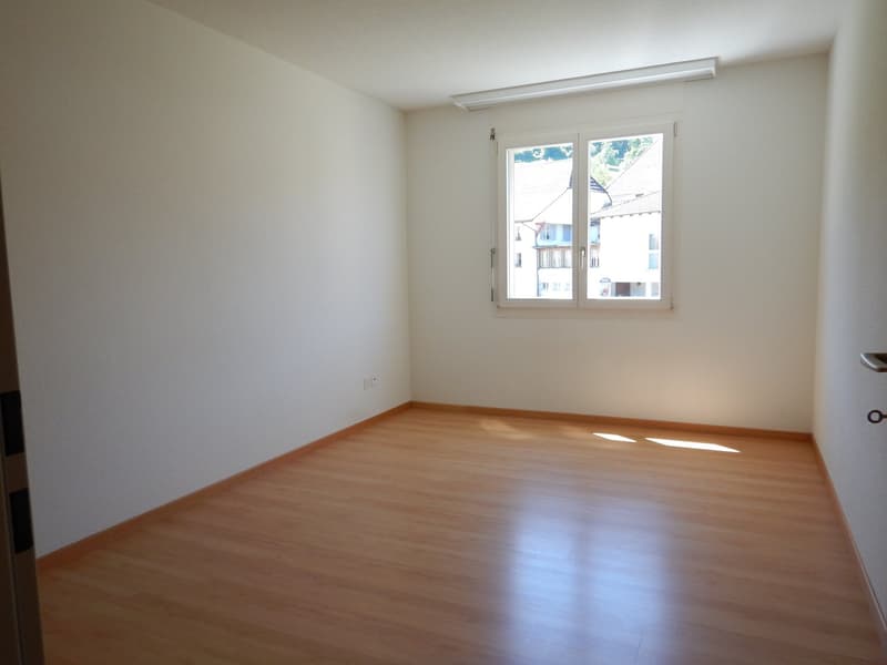 Helle 4.5-Zimmer-Wohnung mit Balkon in Reitnau (4)