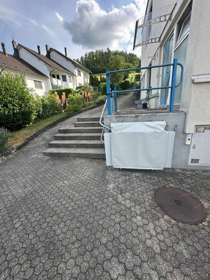 Vom Eingang bis ins OG ist das Haus rollstuhlgerecht