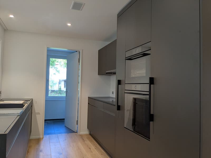 Moderne 3.5-Zimmer-Neubau-Wohnung in Bünzen (17)