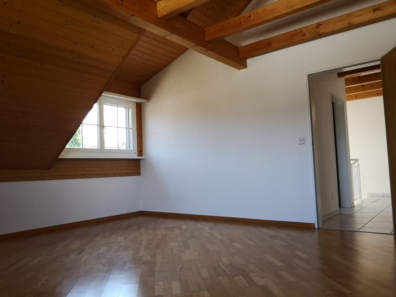 Grosszügiges Haus mit viel Platz für Ihre Träume (13)