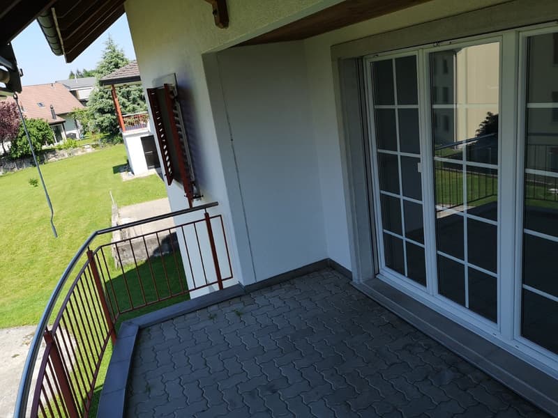 Grosszügiges Haus mit viel Platz für Ihre Träume (3)
