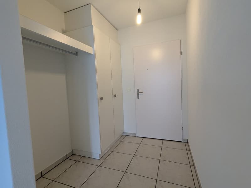Geräumige 4.5-Zimmer-Wohnung im Erdgeschoss mit zwei Wintergärten (4)