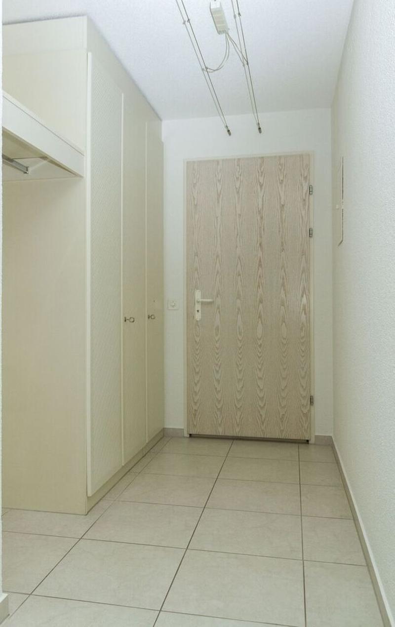 Helle 4.5-Zimmer-Wohnung mit Balkon und Cheminée in Boswil (8)