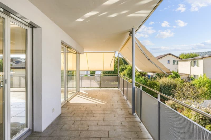 Helle 5.5-Zimmer-Wohnung mit grossem Balkon in Muri AG (4)