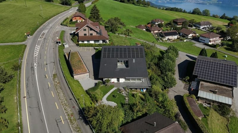 Moderne Dachgeschosswohnung mit spektakulärer Aussicht (12)