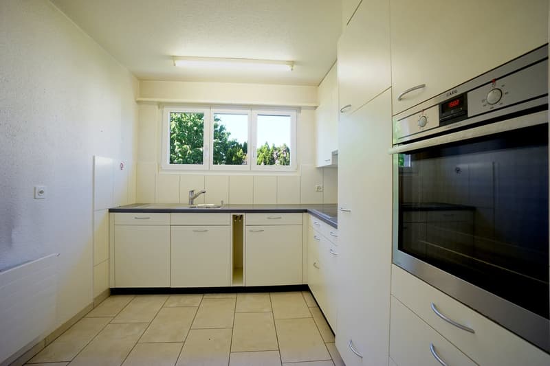 Gemütliches 6.5-Zimmer-Einfamilienhaus an sonniger Lage mit Aus- und Umbaupotenzial (6)