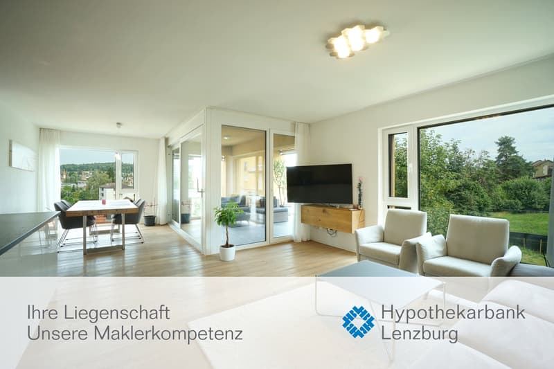Moderne 4.5-Zimmerwohnung im 2. OG mit Loggia, zwei Parkplätze und Kellerabteil (1)
