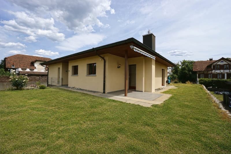 Freistehendes 5.5-Zimmer Einfamilienhaus mit vielseitigem Um- und Ausbaupotenzial (4)