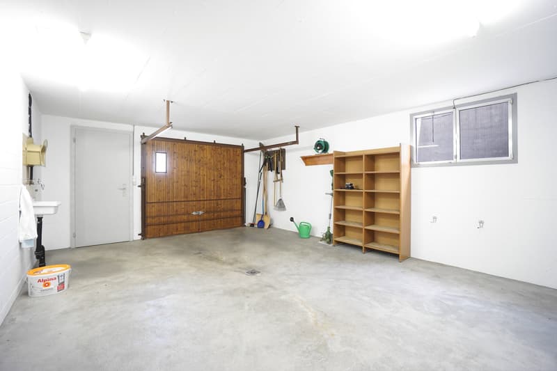 Freistehendes 5.5-Zimmer Einfamilienhaus mit vielseitigem Um- und Ausbaupotenzial (21)