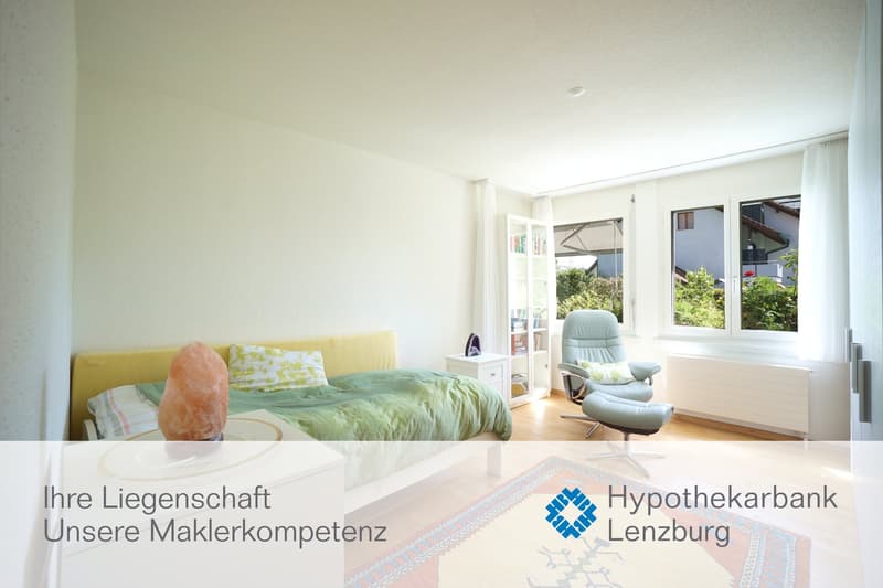 Naturnahe 4.5-Zimmer-Gartenwohnung mit eigenem Gartenanteil an ruhiger Wohnlage (1)