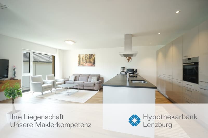 Stilvolle 4.5-Zimmerwohnung im 2. OG mit lichtdurchfluteten Räumen und sonniger Loggia (1)