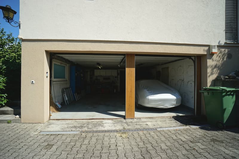 Idyllisches 5.5 Zimmer-Einfamilienhaus im Bungalow-Stil mit Doppelgarage und Wintergarten (16)