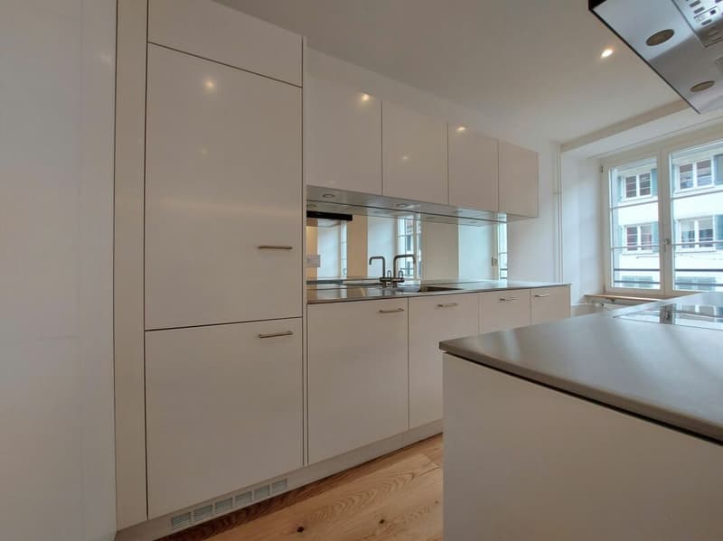 Renovierte 2.5-Zimmerwohnung in der Altstadt (4)
