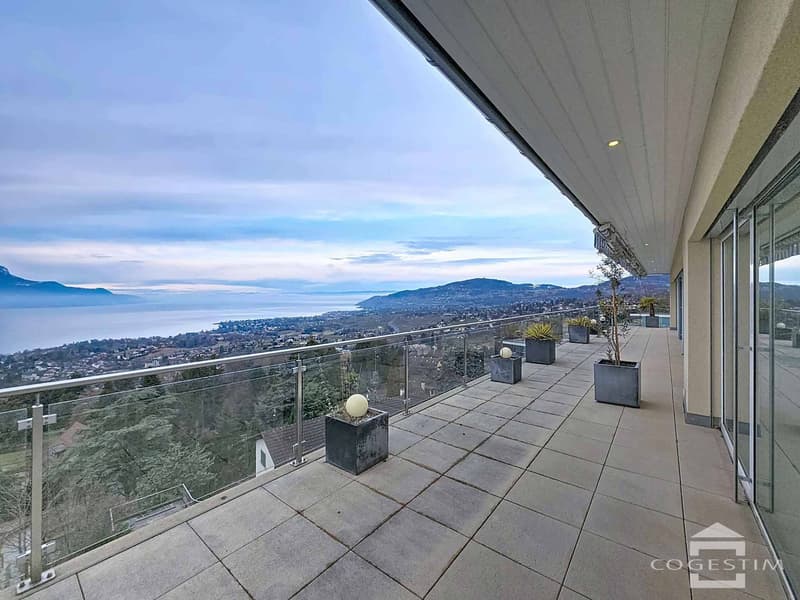 Dernier étage exclusif Vue panoramique sur le lac (2)