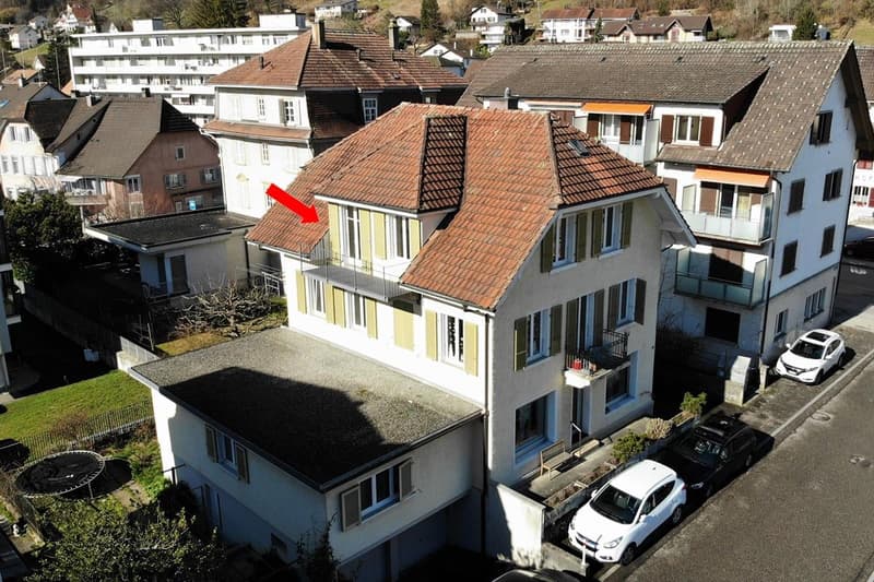Charmante renovierte 4.5-Zimmer-Dachwohnung (7)
