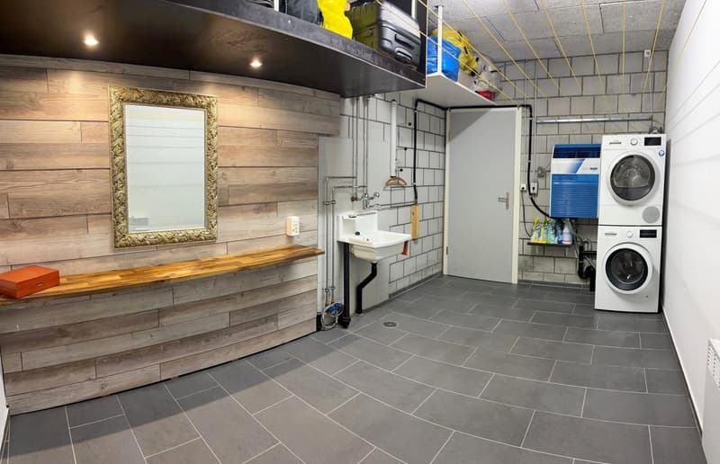Moderne, lichtdurchflutete 3.5-Zimmer-Loft-Wohnung mit grosszügigem Balkon in Ostermundigen (12)