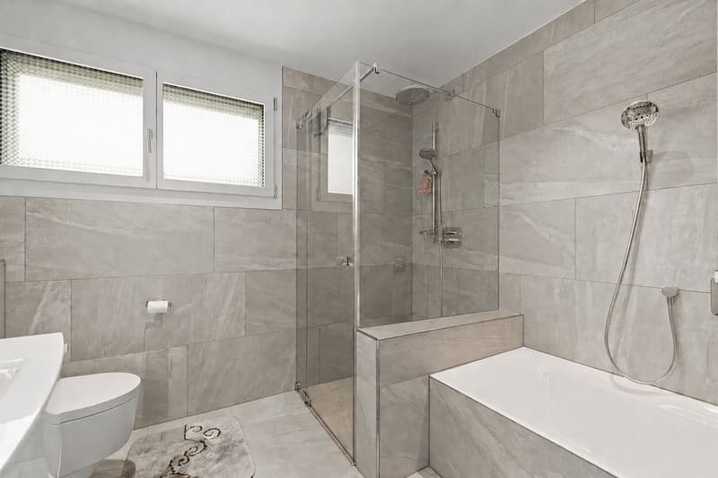 Badezimmer für Master Bedroom