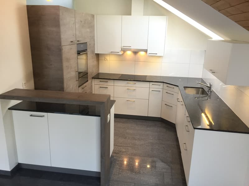 Schöne 3,5-Zimmer Wohnung mit Galerie (3)