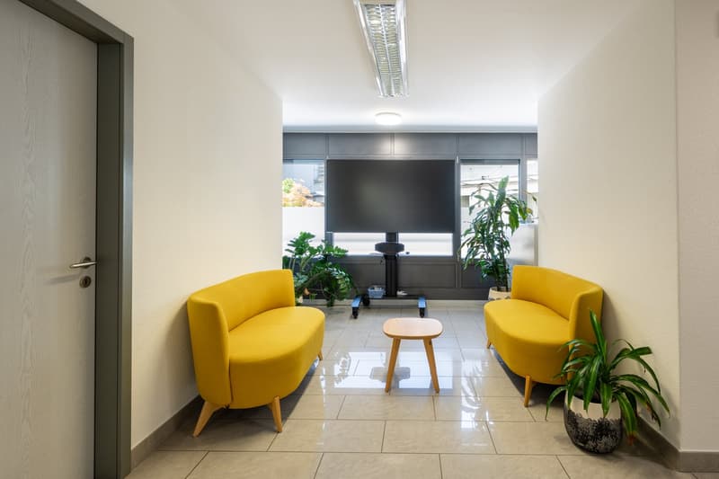 Geräumiges 7-Zimmer-Büro im 2. OG in Visp – ab November 2026 zu vermieten (4)