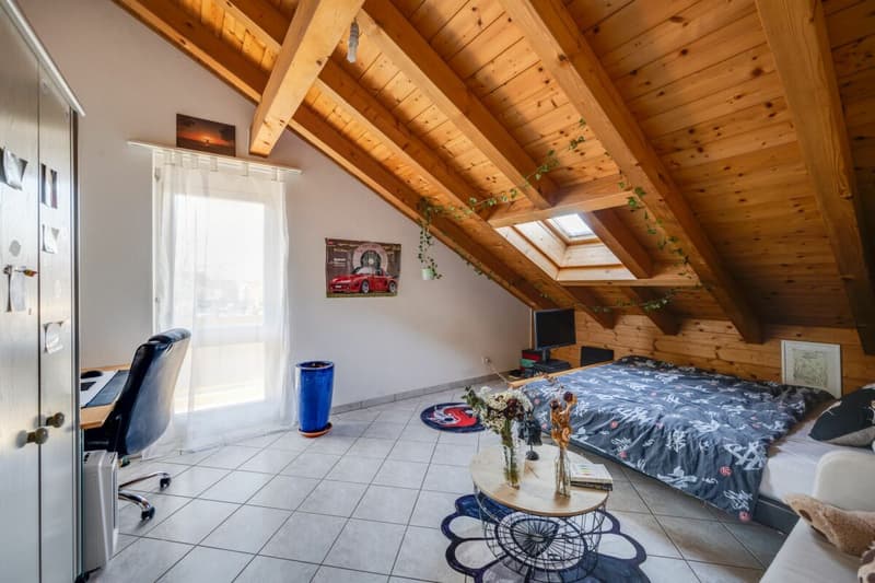 5.5-Zimmer-Wohnung in charmanten Mehrfamilienhaus direkt am Lyssbach (10)