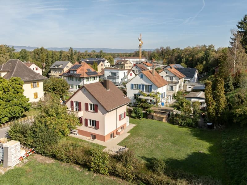Dein Traumhaus an bester Lage in Aarberg (2)