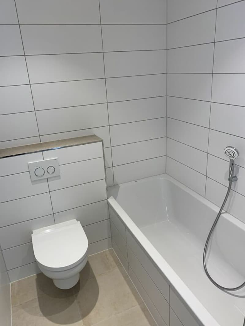 grosses Badezimmer