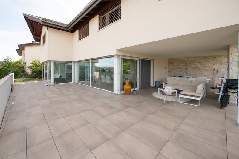 Grosszügiges 6.5-Zimmer-Einfamilienhaus mit Panorama-Terrasse in Strengelbach (10)